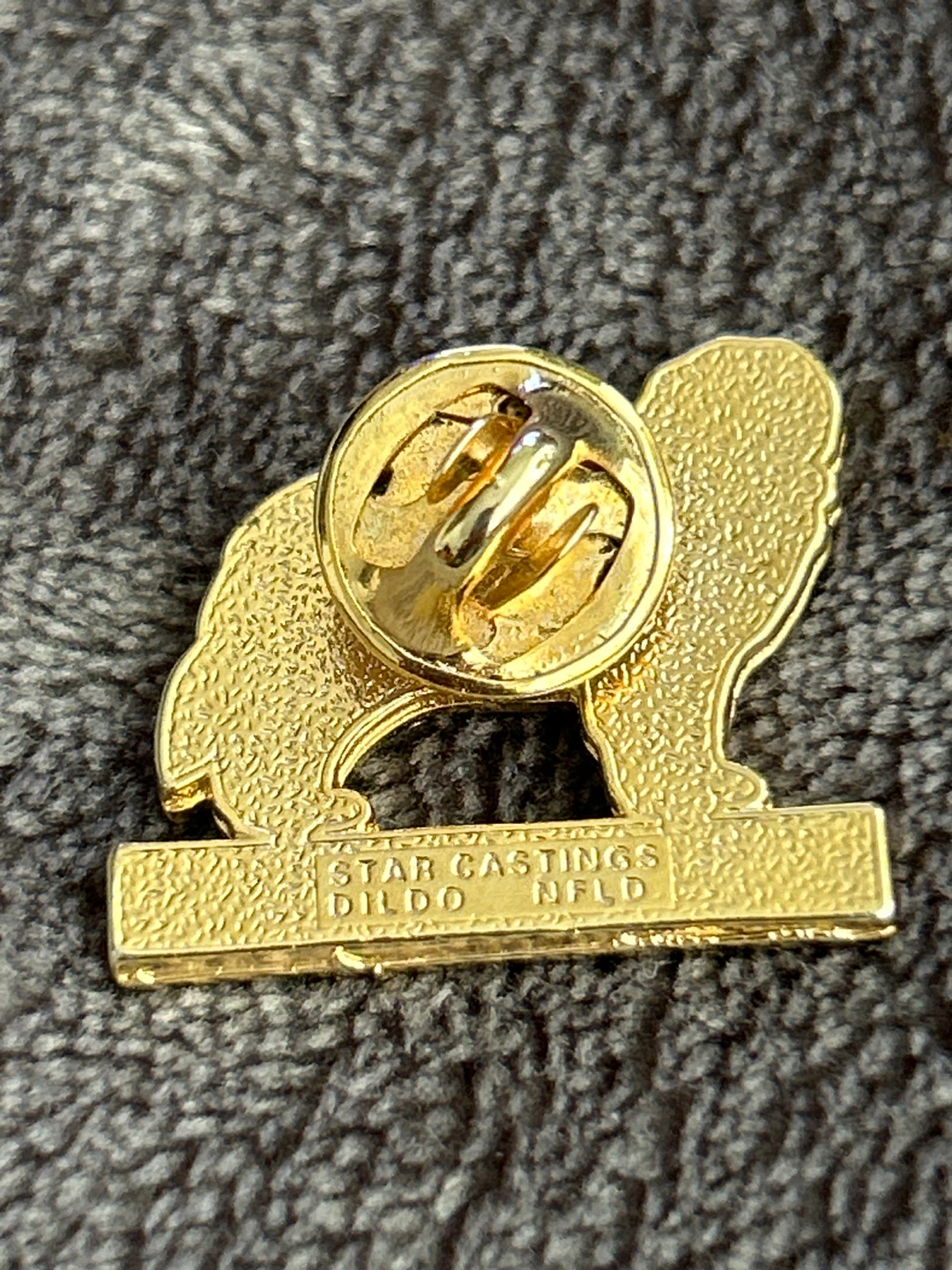 Newfoundland Dog Enamel Pin - photo 3
