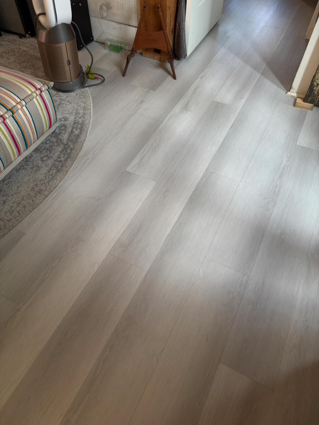 Vinyl flooring. - photo 3