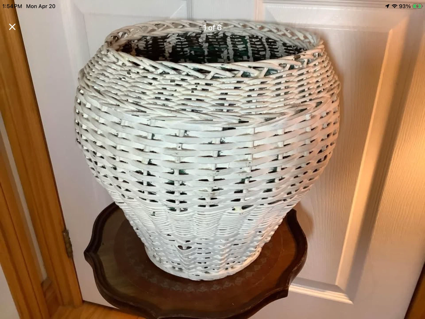 Ant/Victorian Lg Ptd Wicker Planter w Original Wd Bottom 🐞