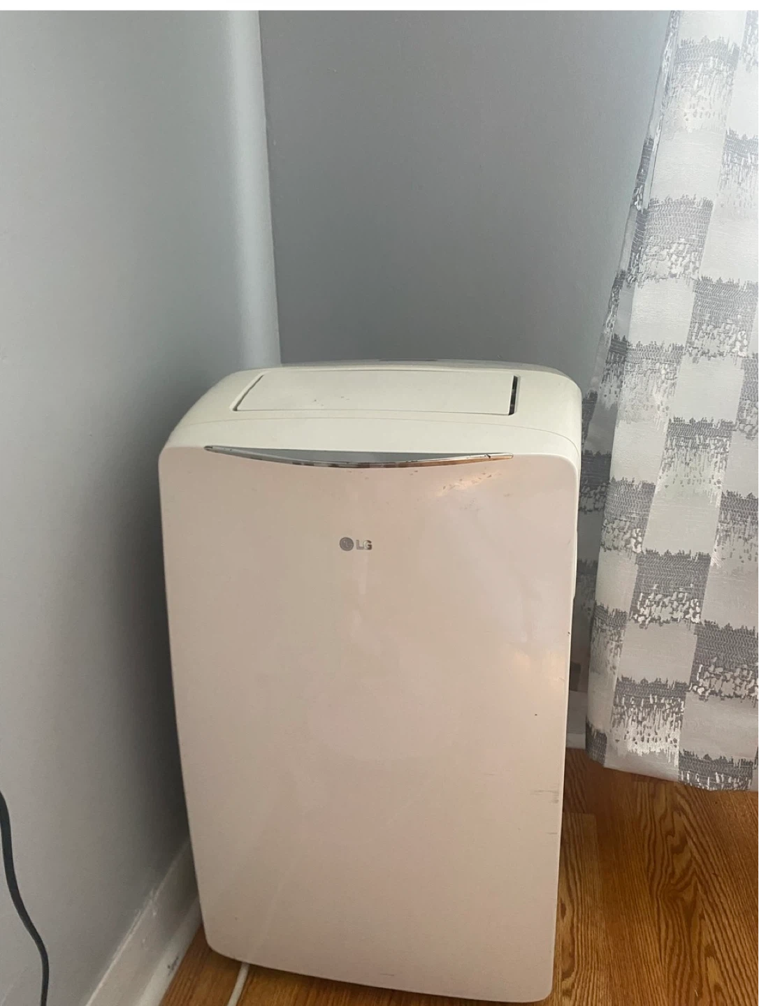 LG Portable Air Conditioner
