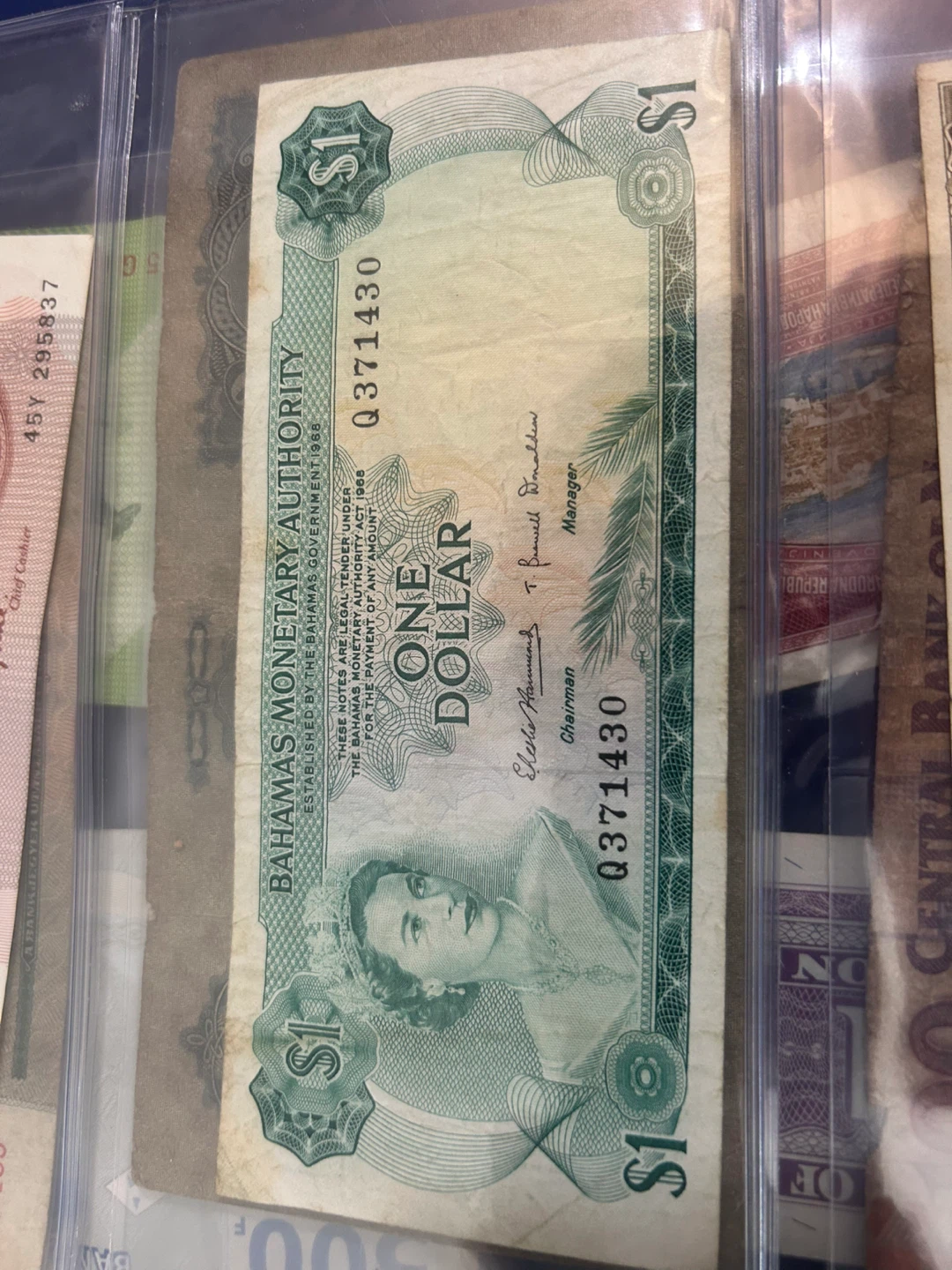 Bahamas Monetary Authority $1 Dollar Bill 1968
