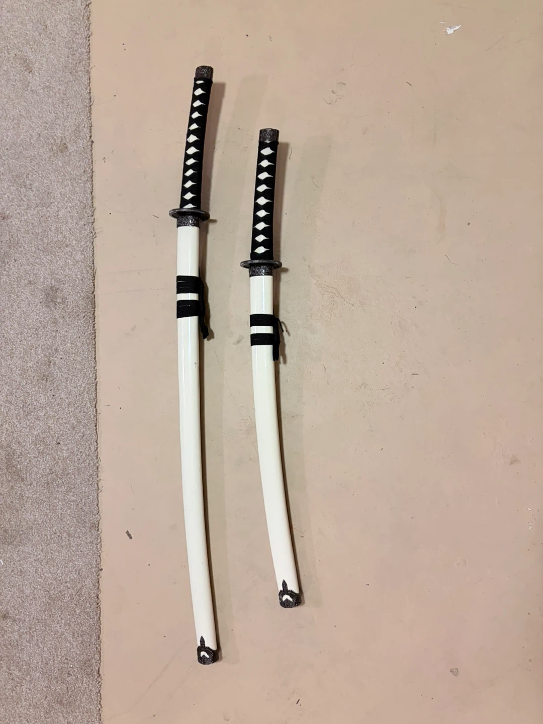 Set of 2 Decorative Katana Swords with Sheaths