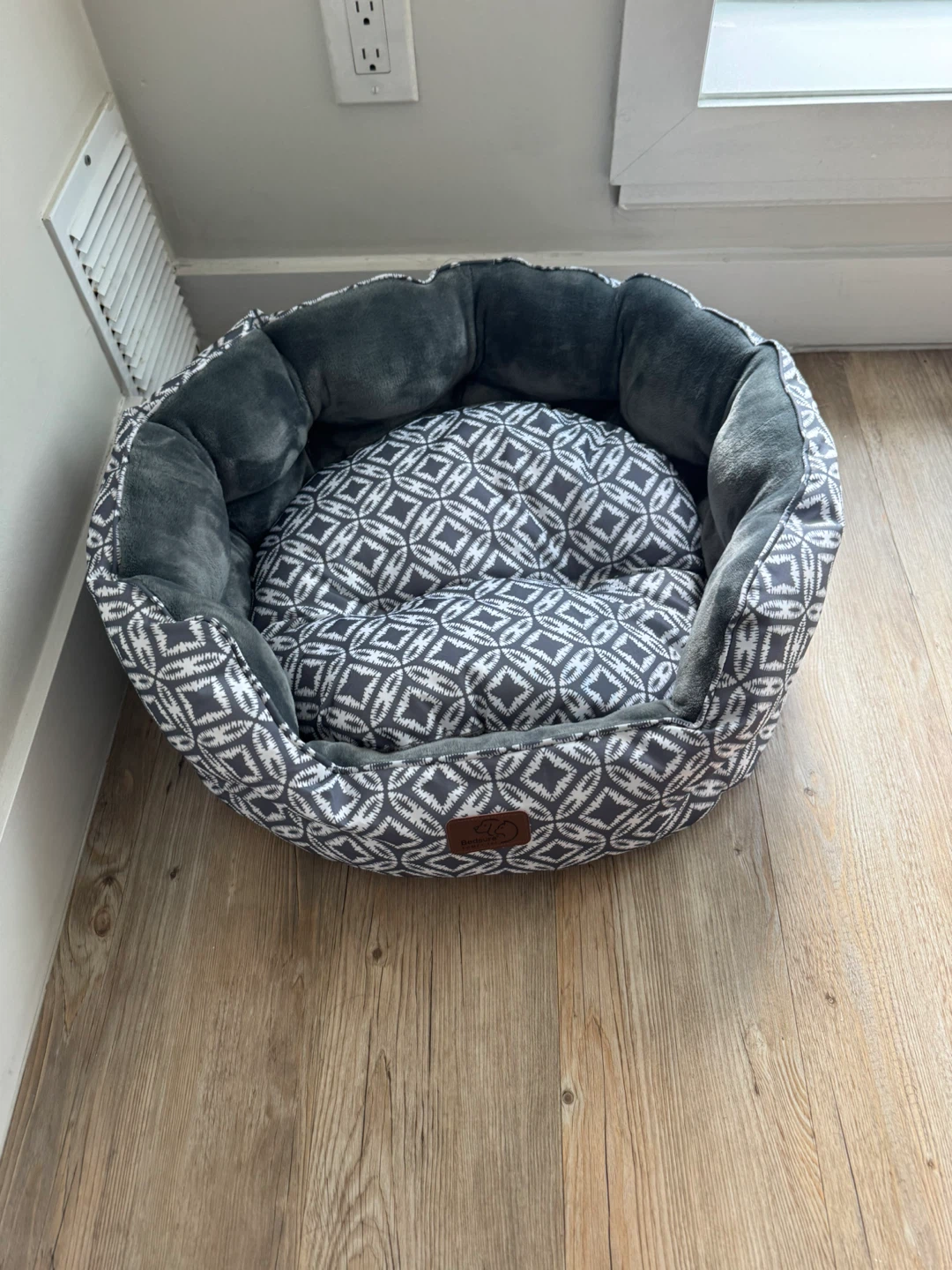 Pet bed