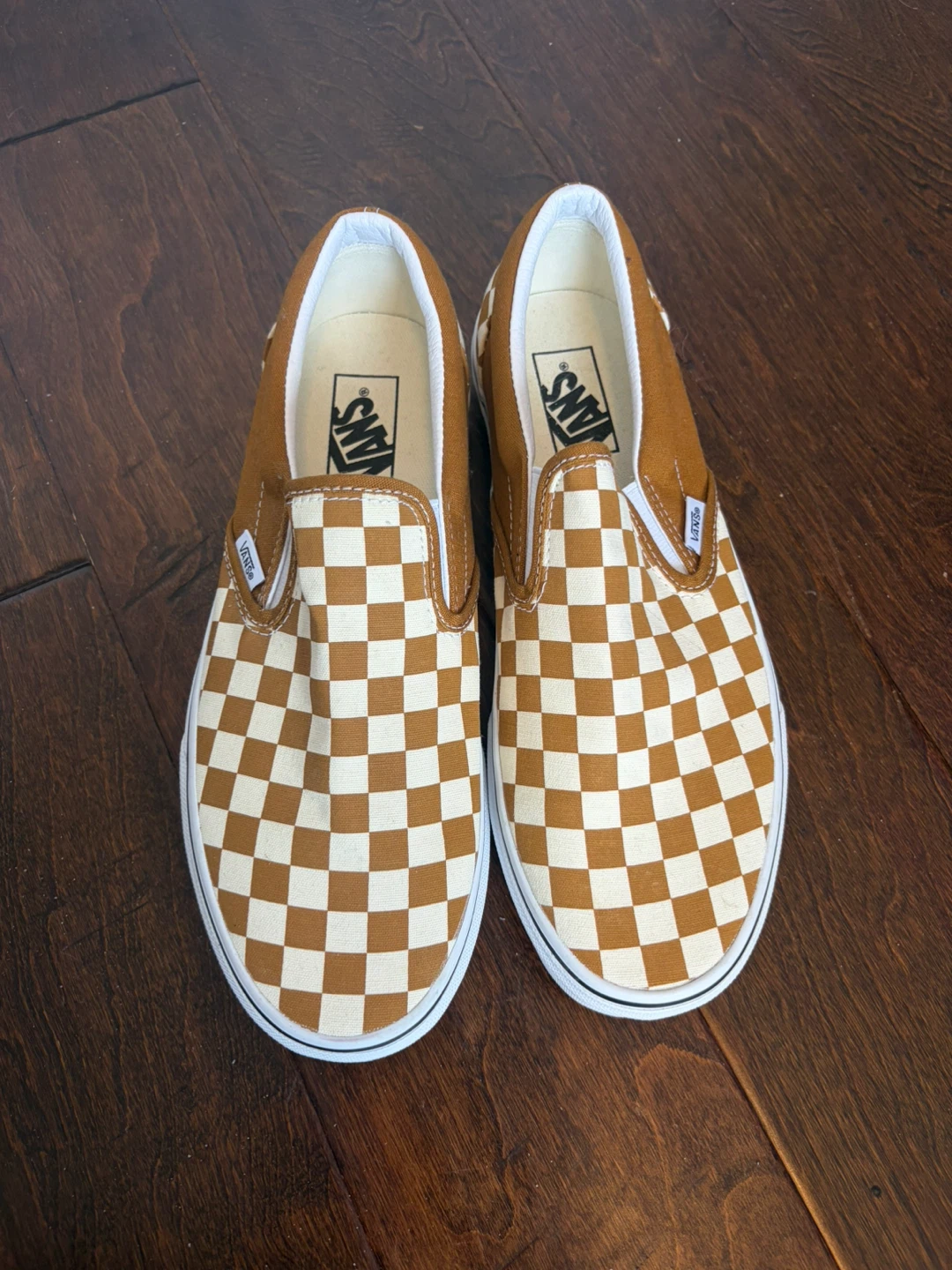 NEW Vans 9M/10.5W Slip-On Shoes