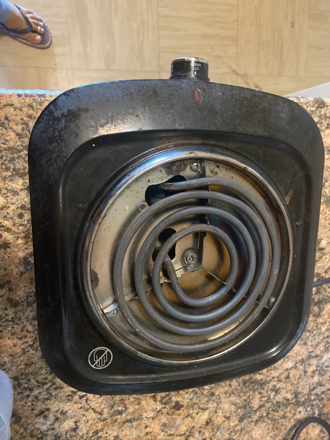 Black Electric Single Burner Hot Plate - photo 2