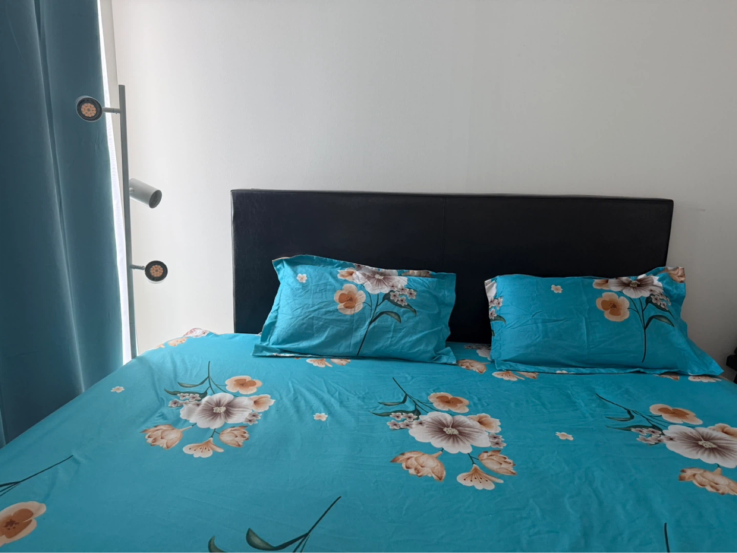 King Size Bed Frame with Headboard – Excellent Condition - photo 3