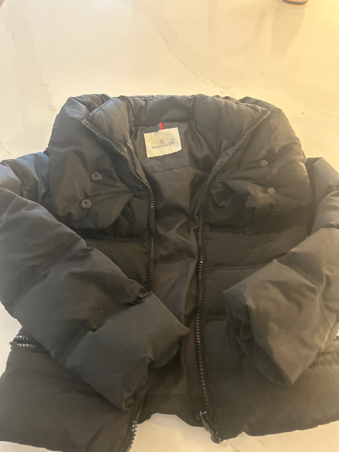 Moncler Black Puffer Jacket - photo 4