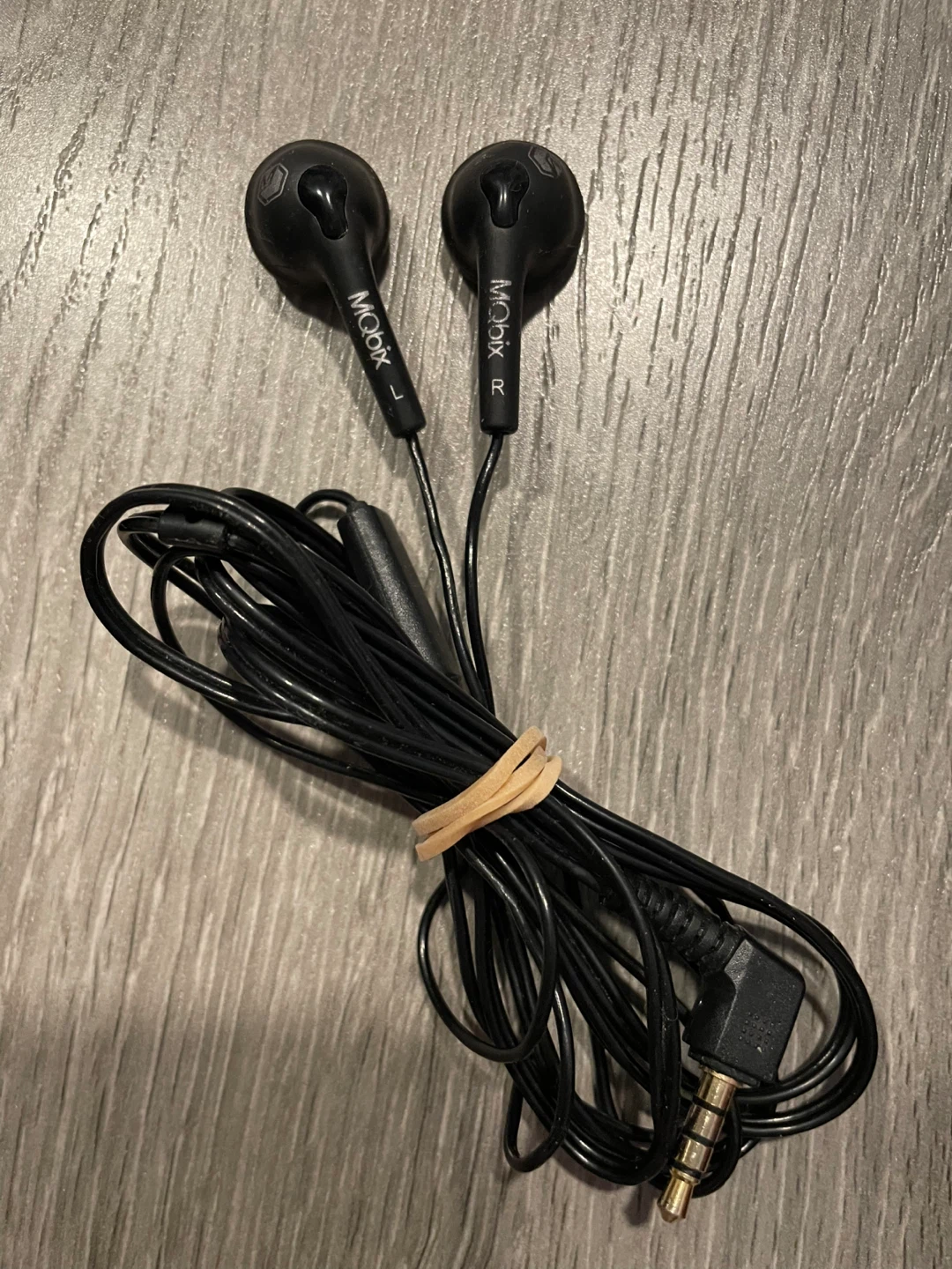 JVC HA-F120 Earbuds and Mobicel Earbuds - photo 3