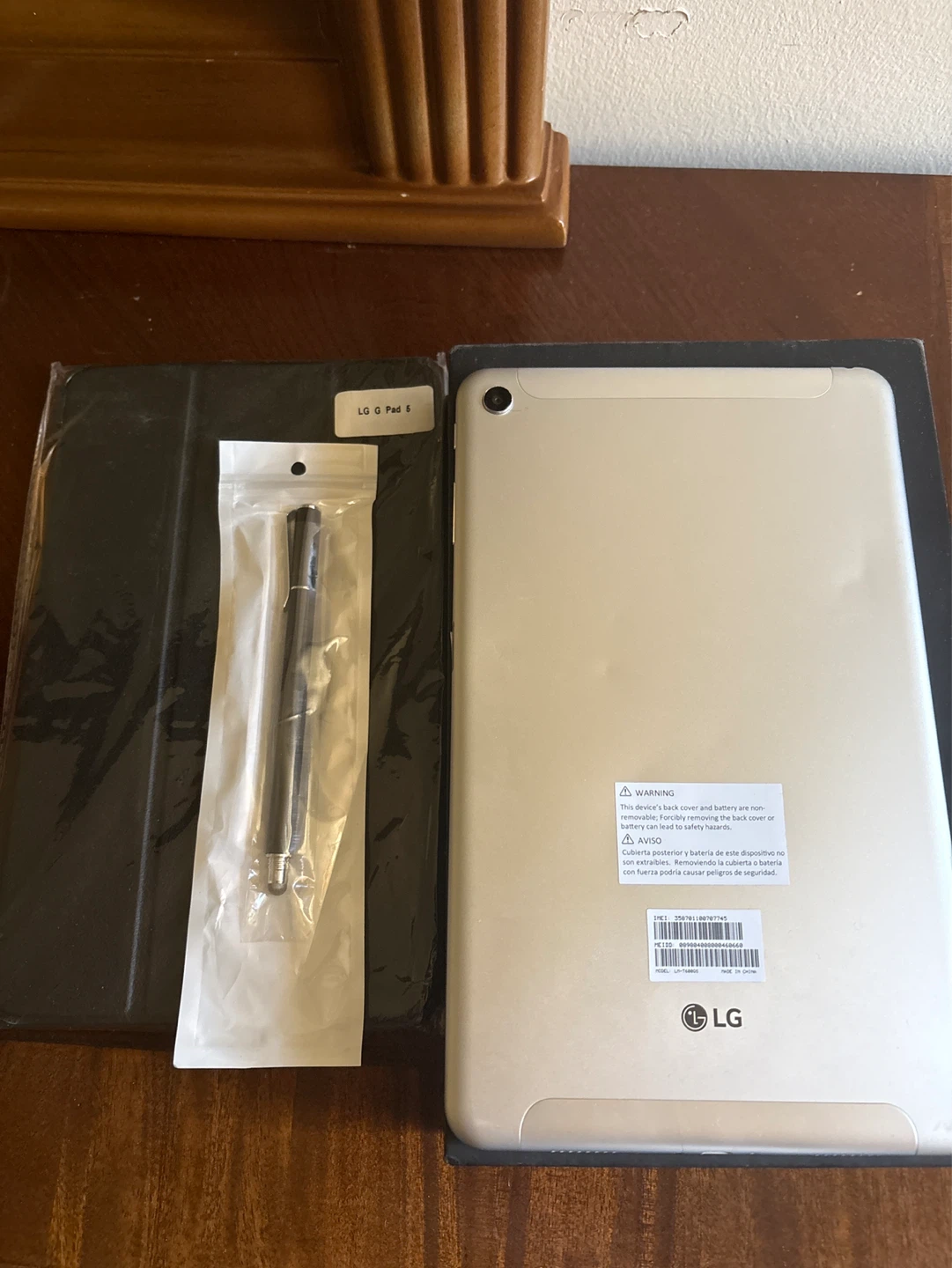 LG G Pad 5 10.1 FHD Tablet with Case and Stylus - photo 2