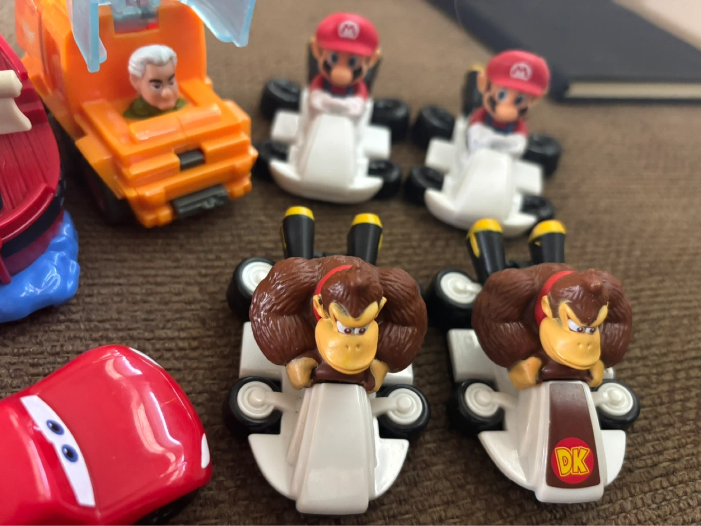 Mario Kart & Friends Mini Figures Lot - photo 4