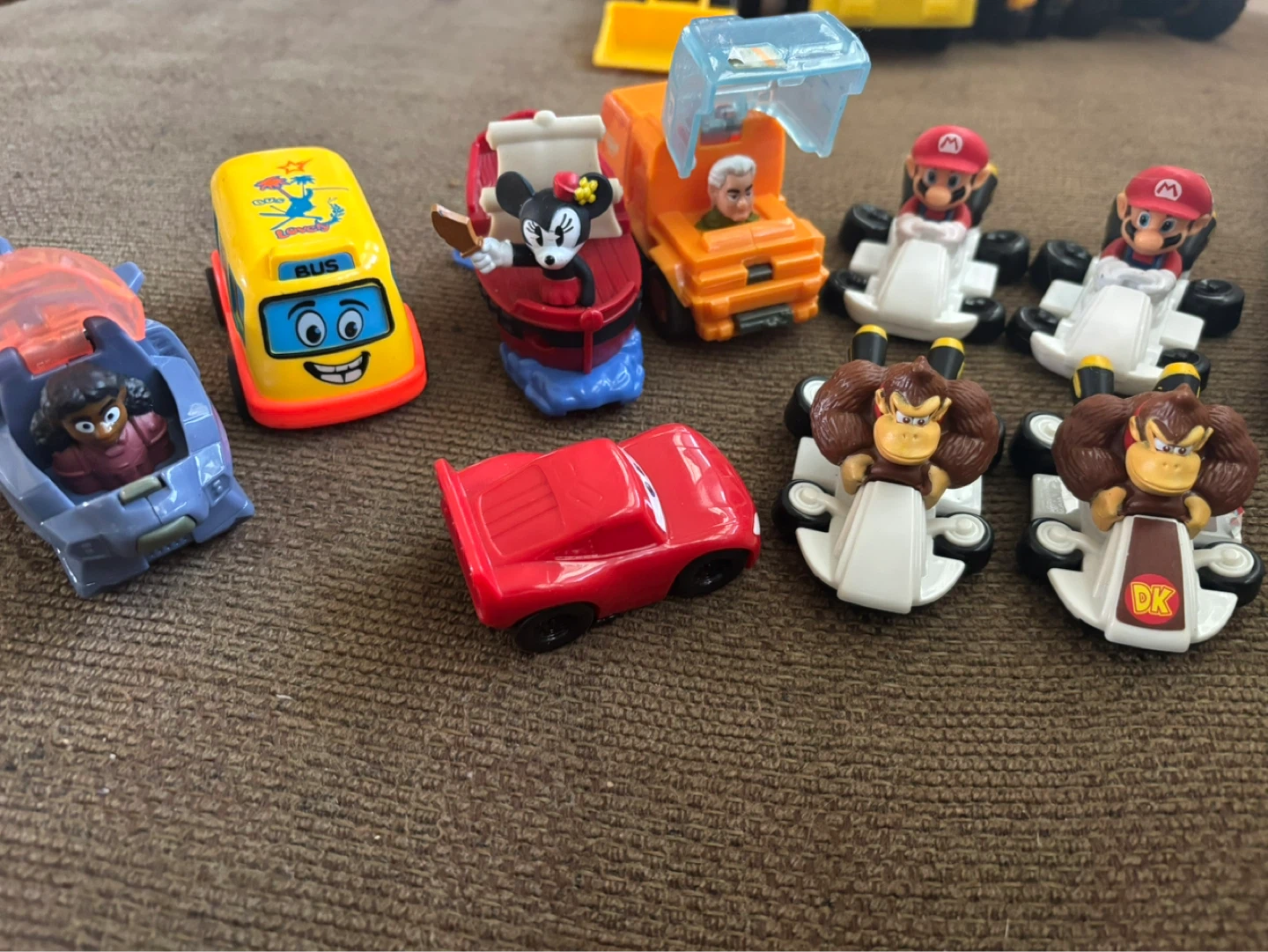 Mario Kart & Friends Mini Figures Lot
