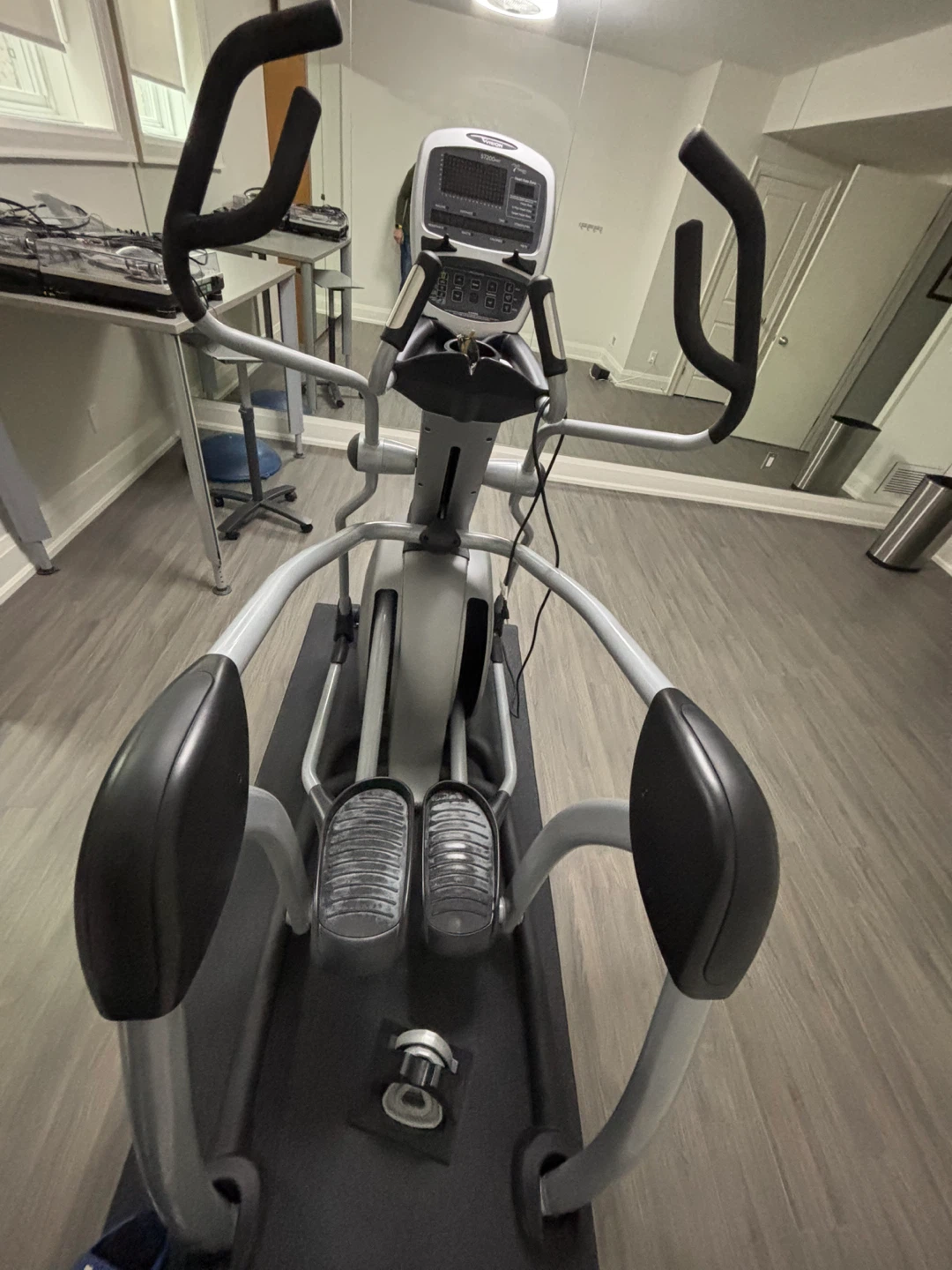Vision Fitness S7200HRT Elliptical - photo 2
