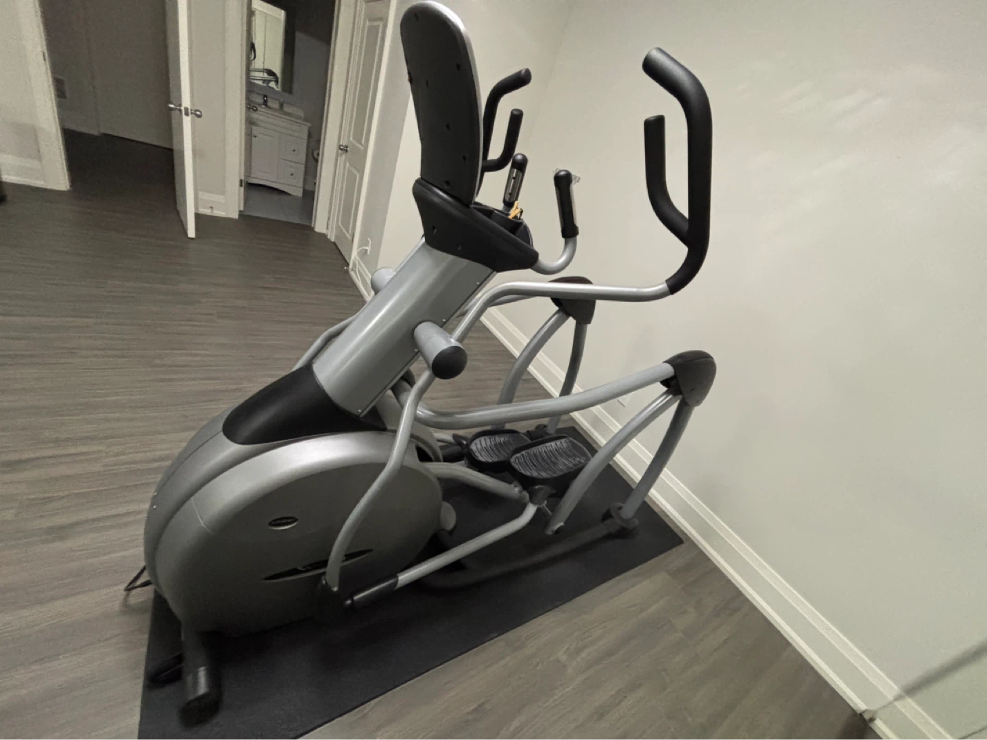 Vision Fitness S7200HRT Elliptical
