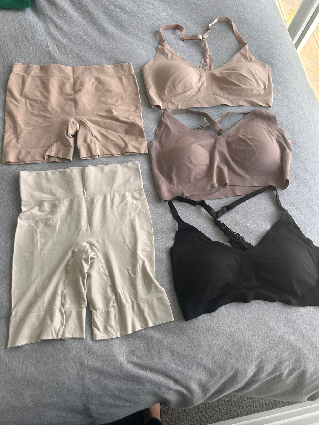 Seamless Bras and Shorts