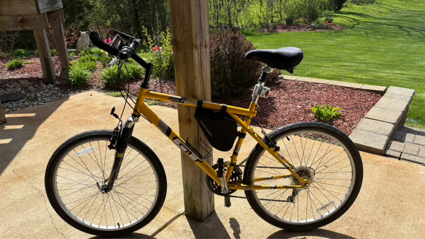 GT "Palomar “Yellow Mountain Bike