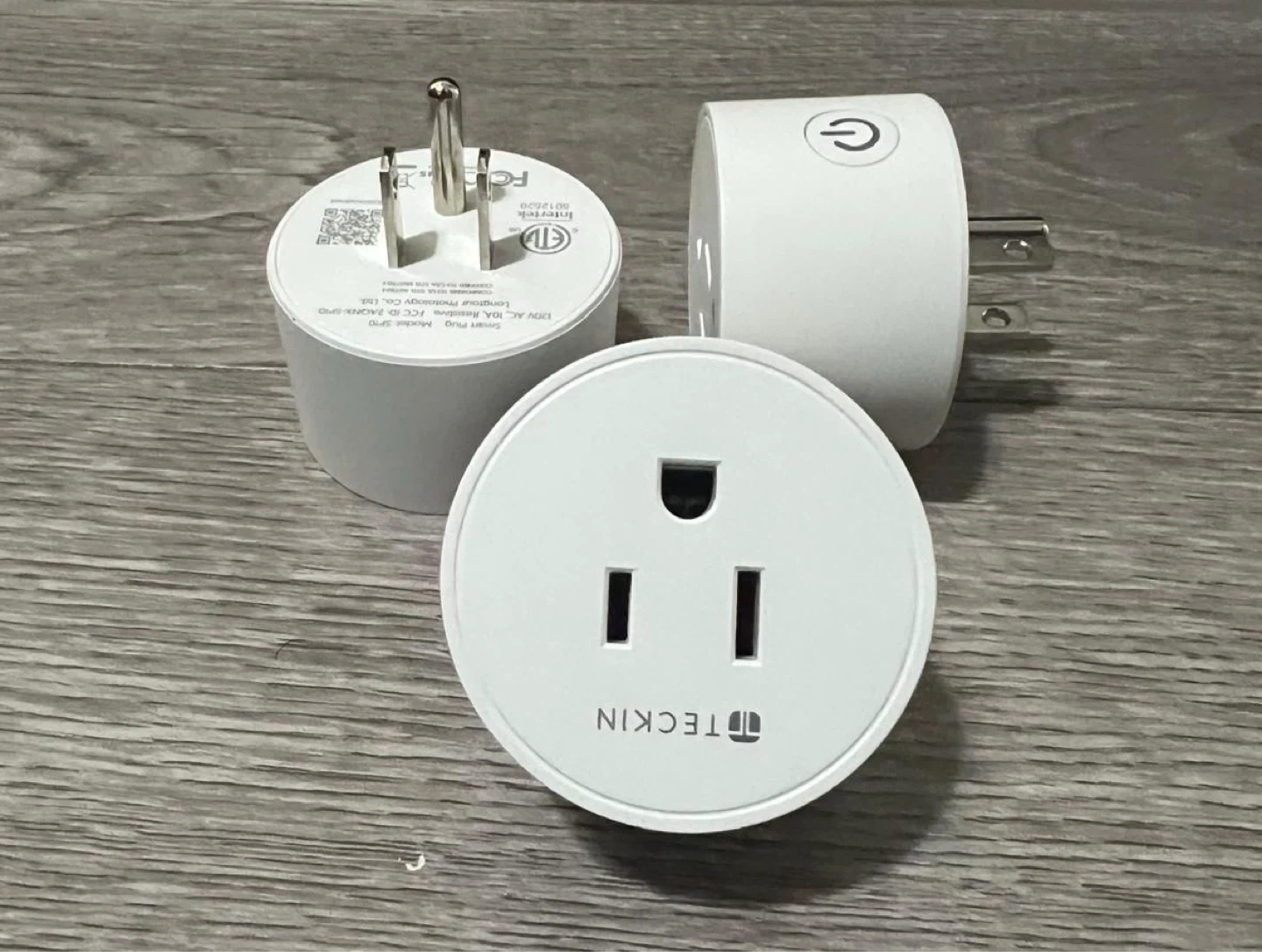 TEC-Xin Smart Plug, queen size bed, tower fan, humidifier,vacuum