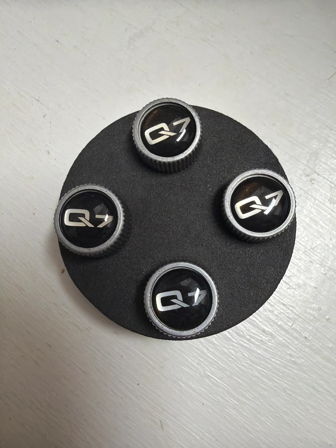 Audi Q7 Valve Stem Caps - photo 3