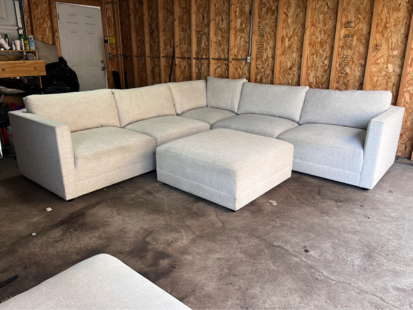 FREE DELIVERY - Bernhardt Large Sectional w/ Ottoman
