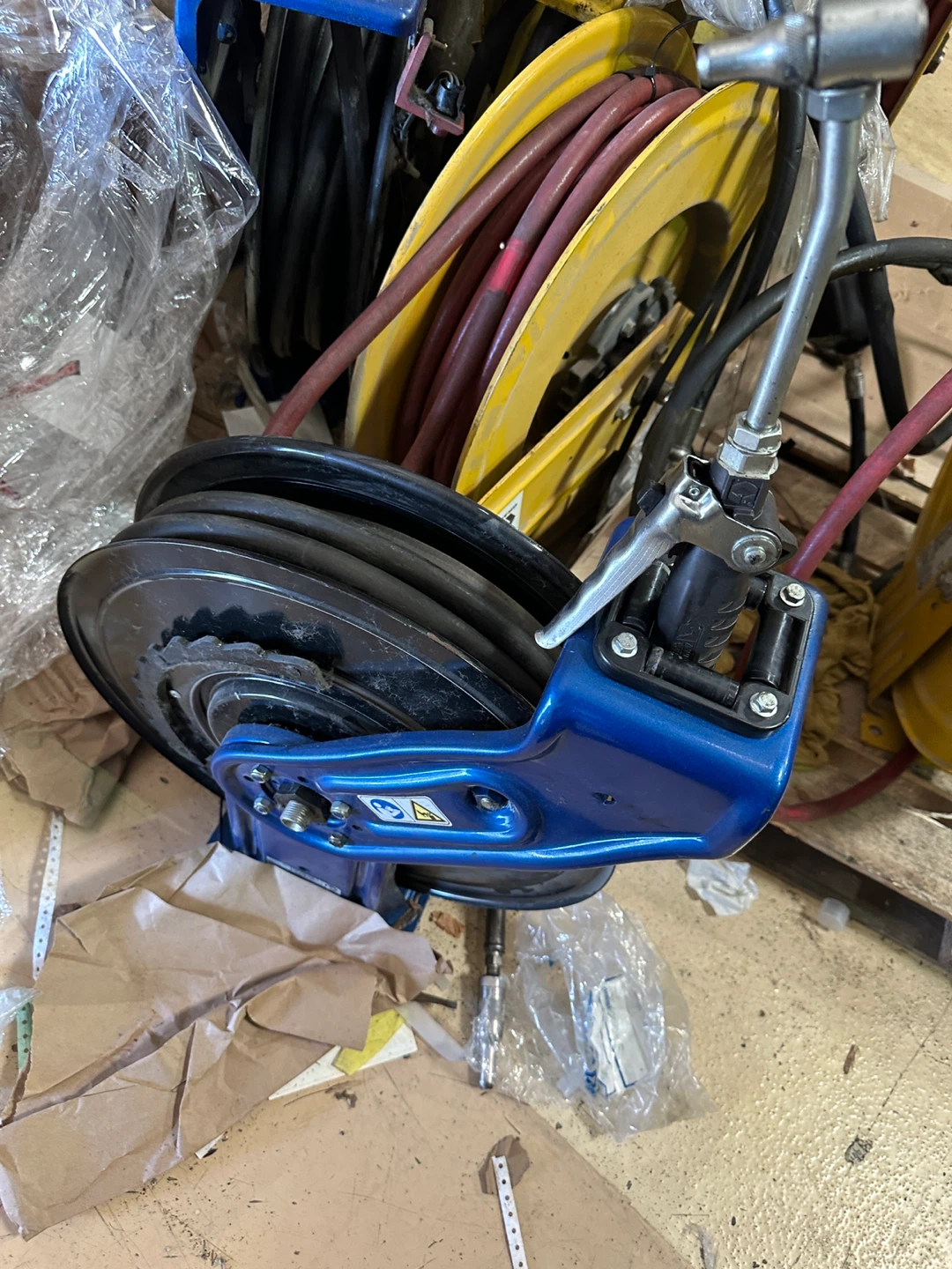 Graco Air Hose Reels (3) - photo 4