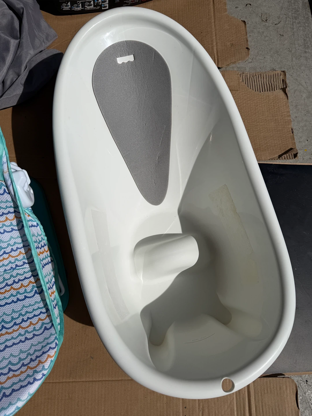 Summer Infant Baby Bath Tub & Skip Hop Feeding Set