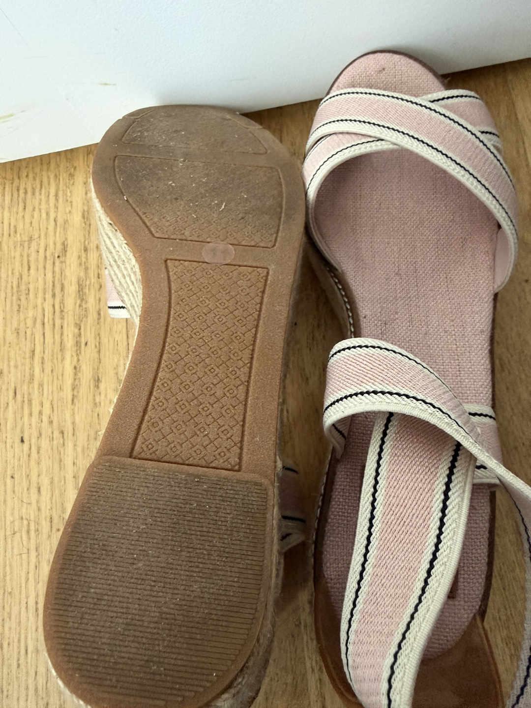Tory Burch Espadrille Wedge Sandals Pink Striped Size 7 - photo 3