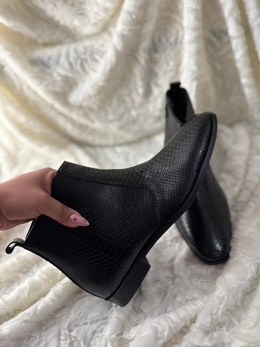 Black Faux Snake Skin Chelsea Boots 42,43,44 ( 8,9,10 US)