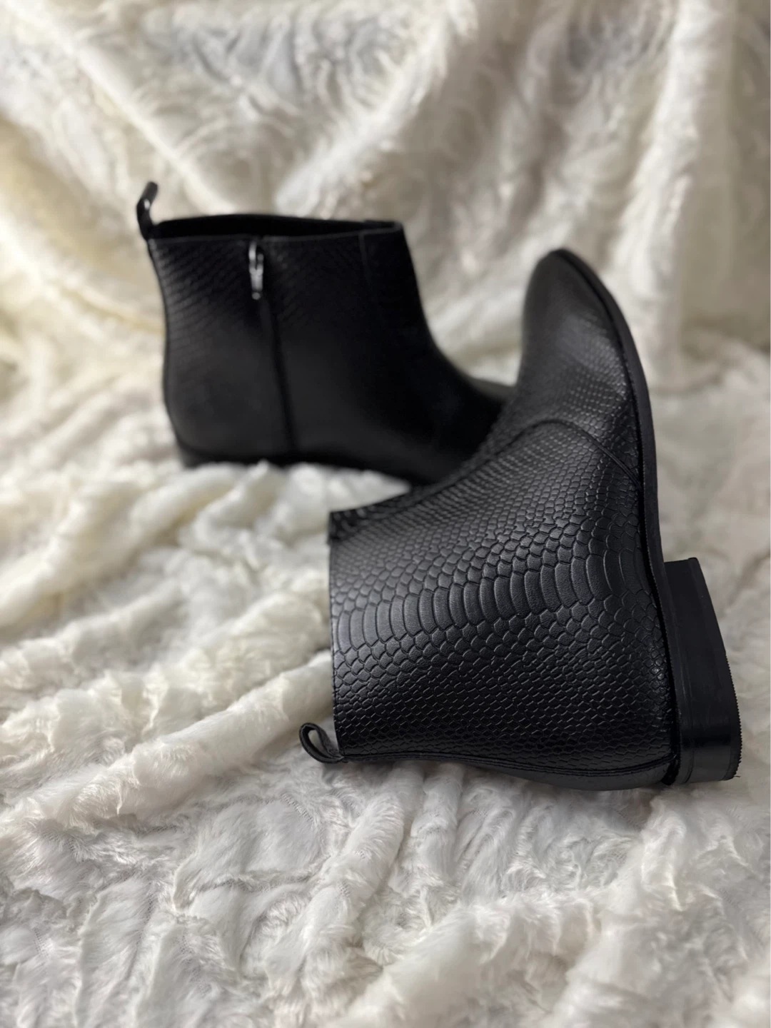 Black Faux Snake Skin Chelsea Boots 42,43,44 ( 8,9,10 US) - photo 3