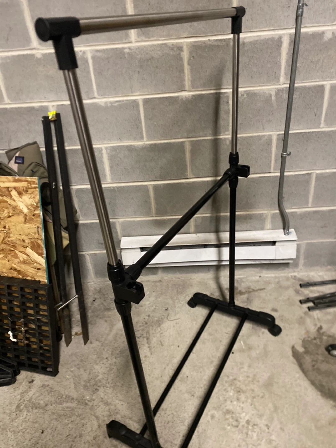 Adjustable Garment Rack