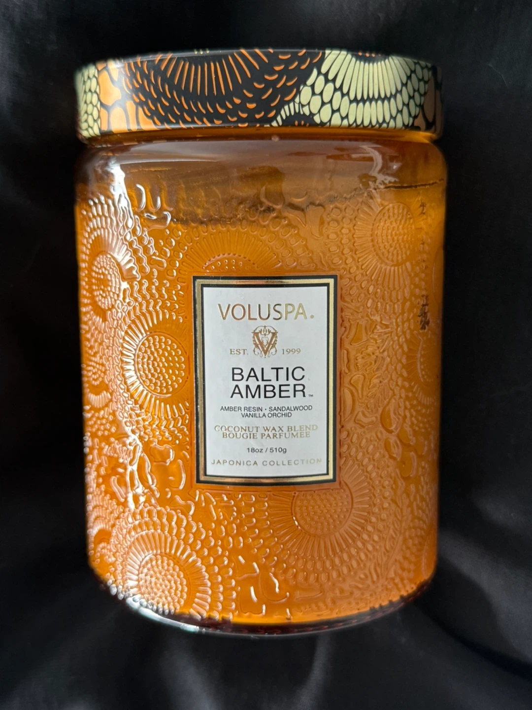 Voluspa Baltic Amber Coconut Wax Blend Candle 18oz - photo 3