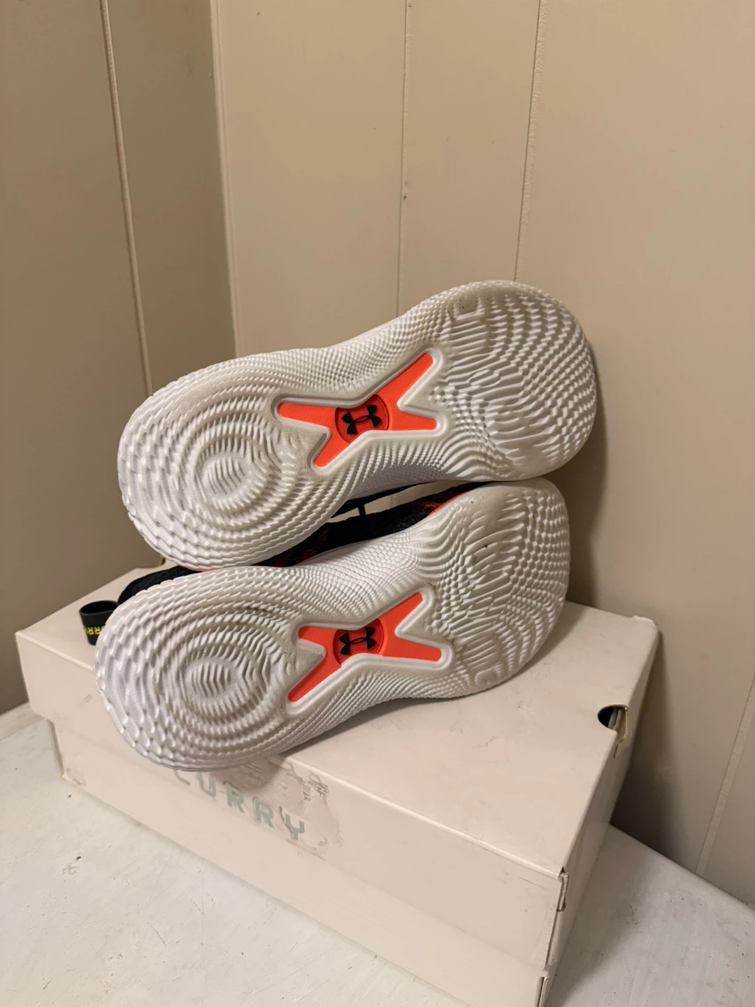 Under Armour Curry 9 "Flow Like Mike" Basketball Shoes - photo 2
