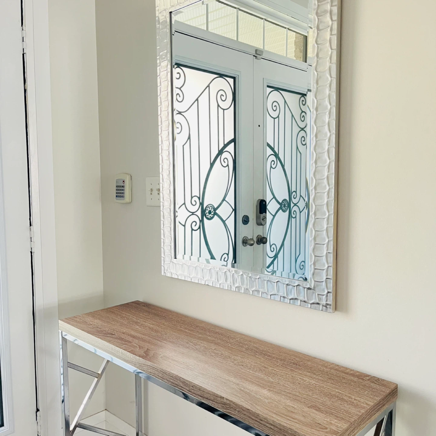 Console Table - Wood Top with Chrome Frame, Mirror and bench - photo 3