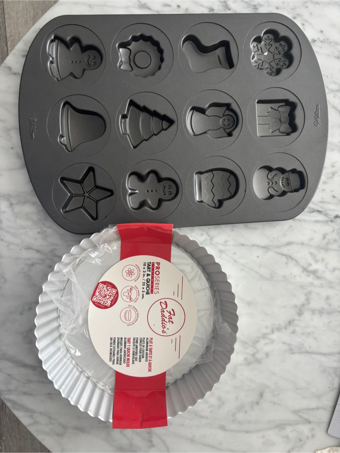 Wilton Christmas cookie Pan & Fat Daddio's Tart Pan