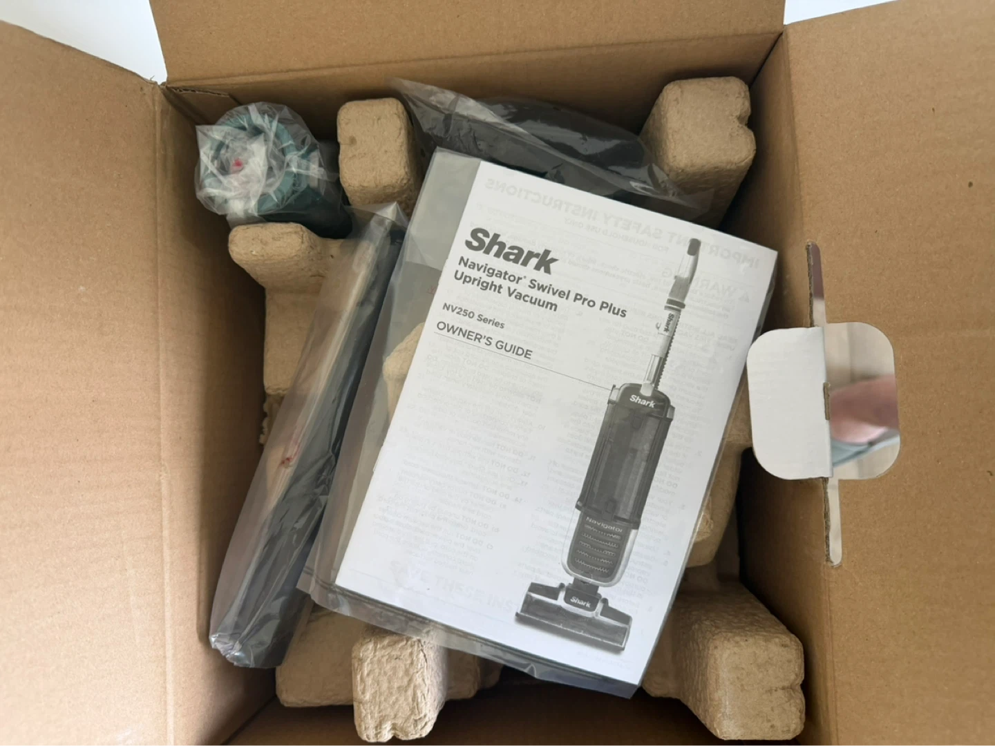 Shark Navigator Swivel Pro Plus Upright Vacuum NV250 Series - photo 4