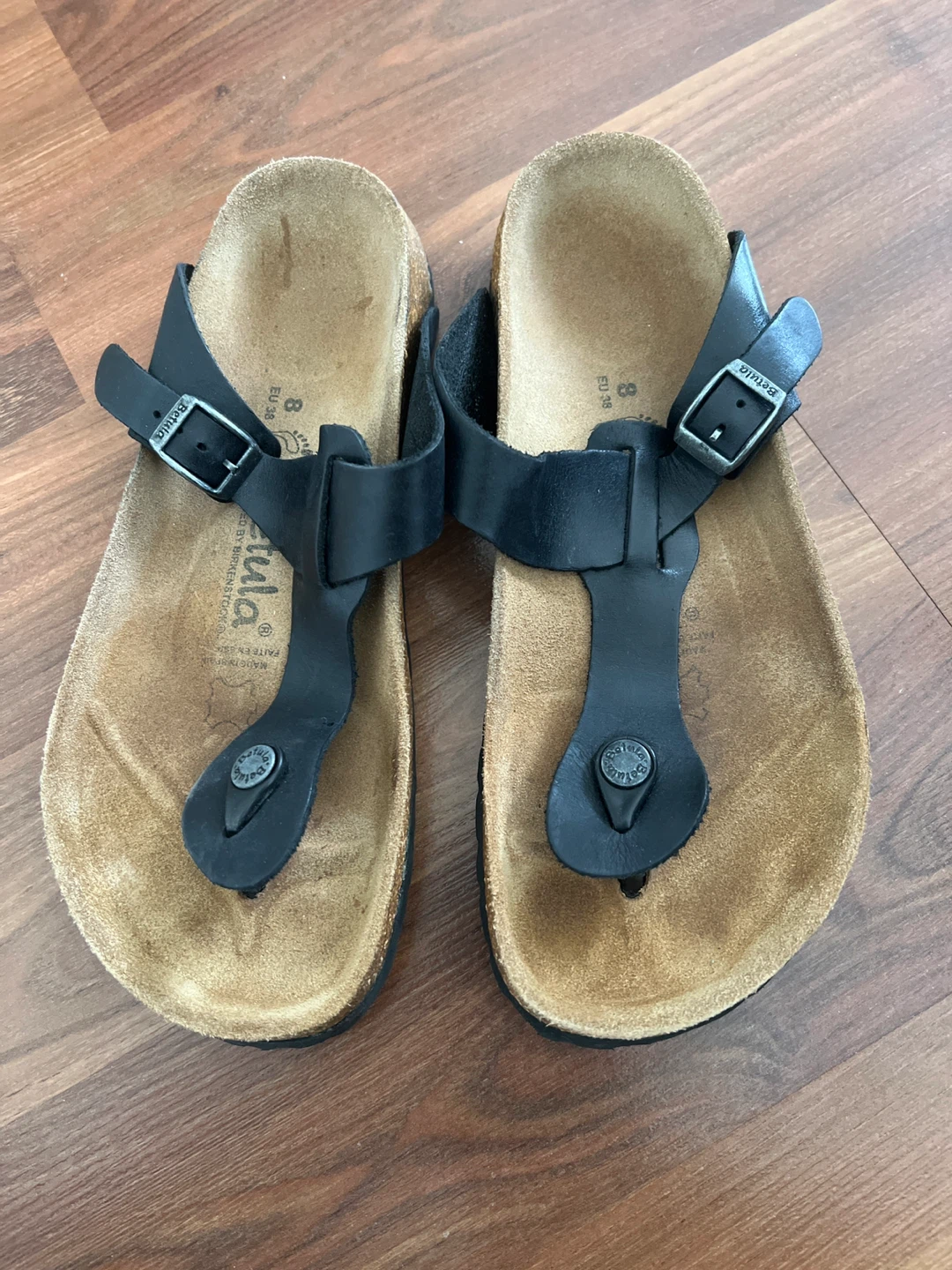Birkenstocks Betula Black Leather Gizeh Sandals sz38
