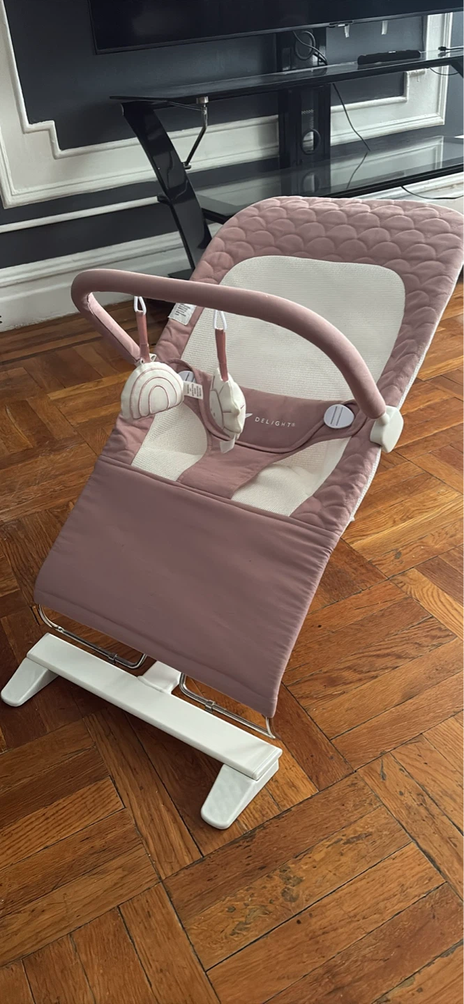Baby bouncer ( organic rose color )