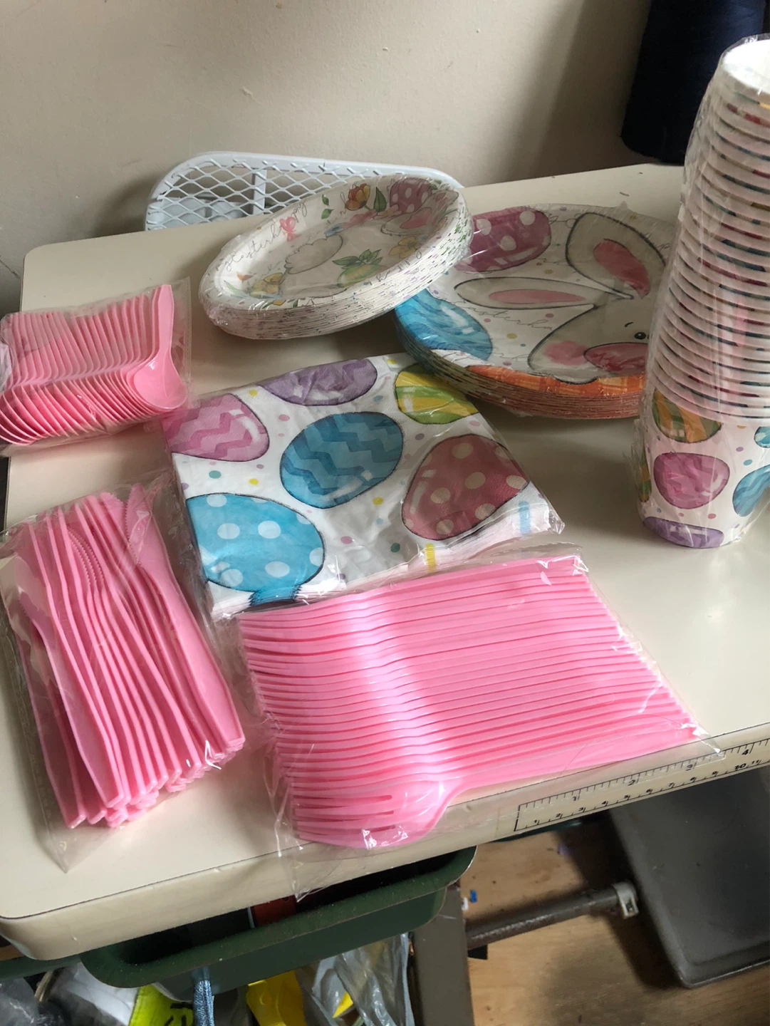 Easter Bunny Party Supplies Set