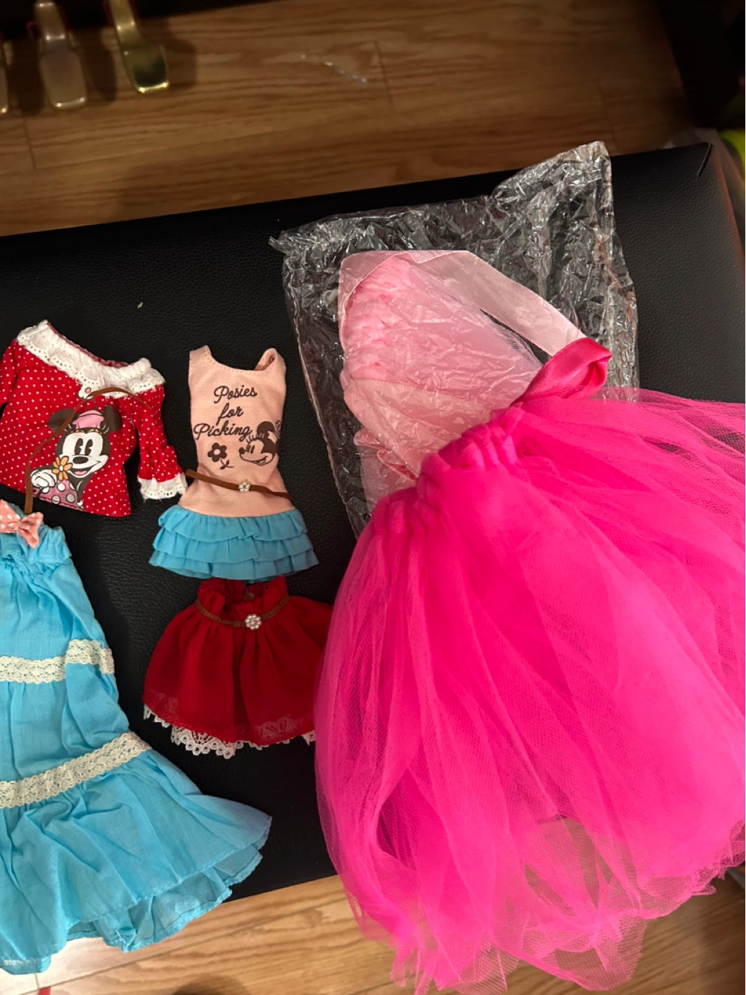 Barbie Doll with Outfits - photo 4