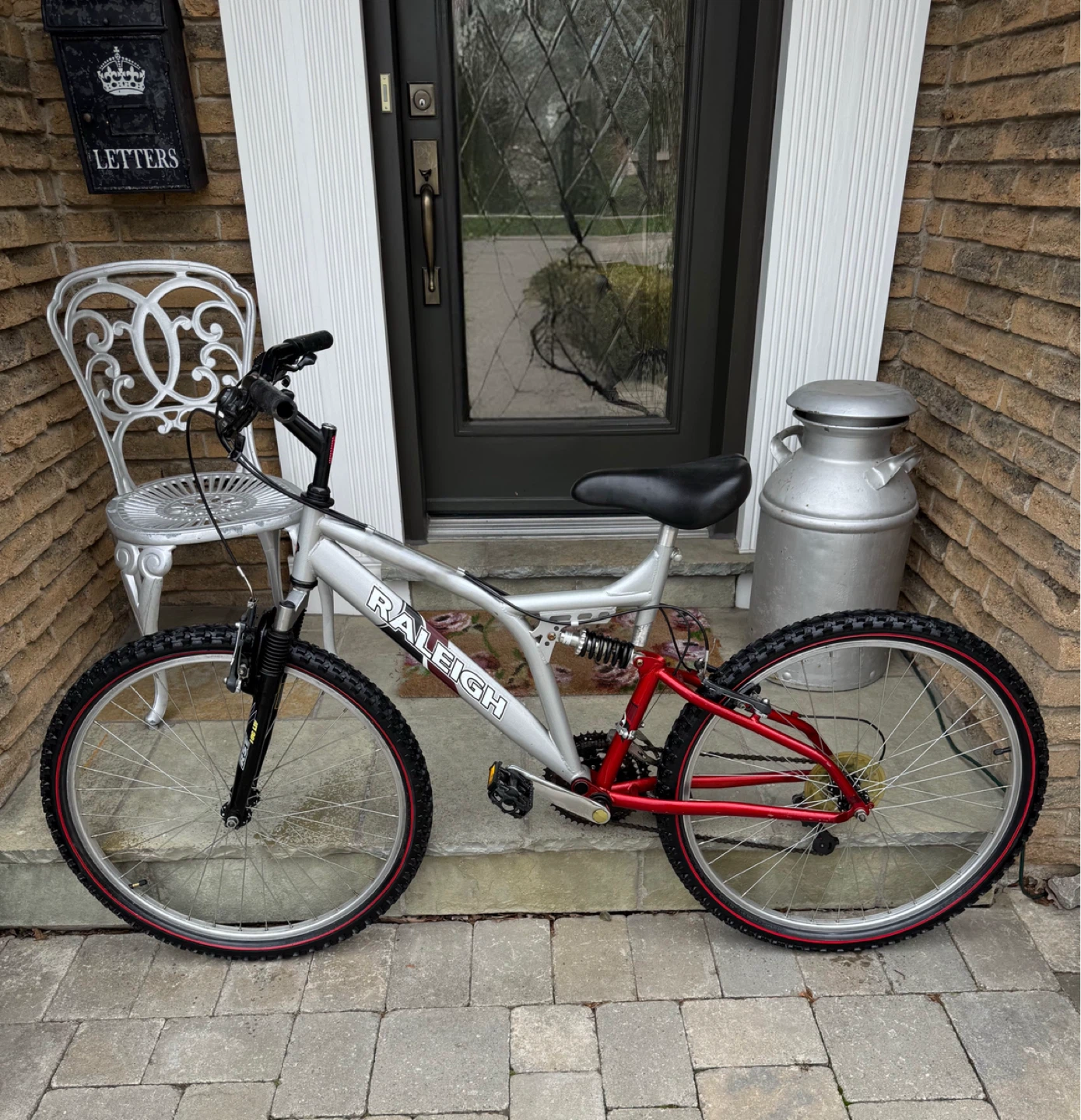 Raleigh 26" with Dual Suspension ,MENS'S MOUNTAIN BIKE - photo 2