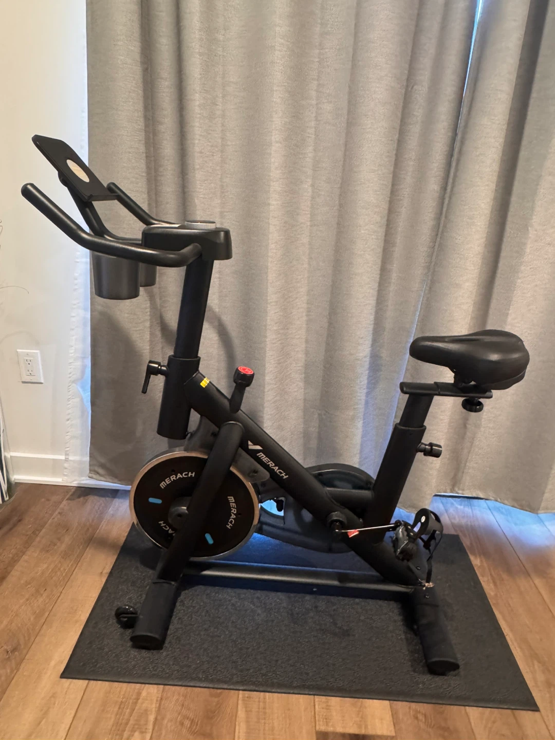 MERACH Spin Bike