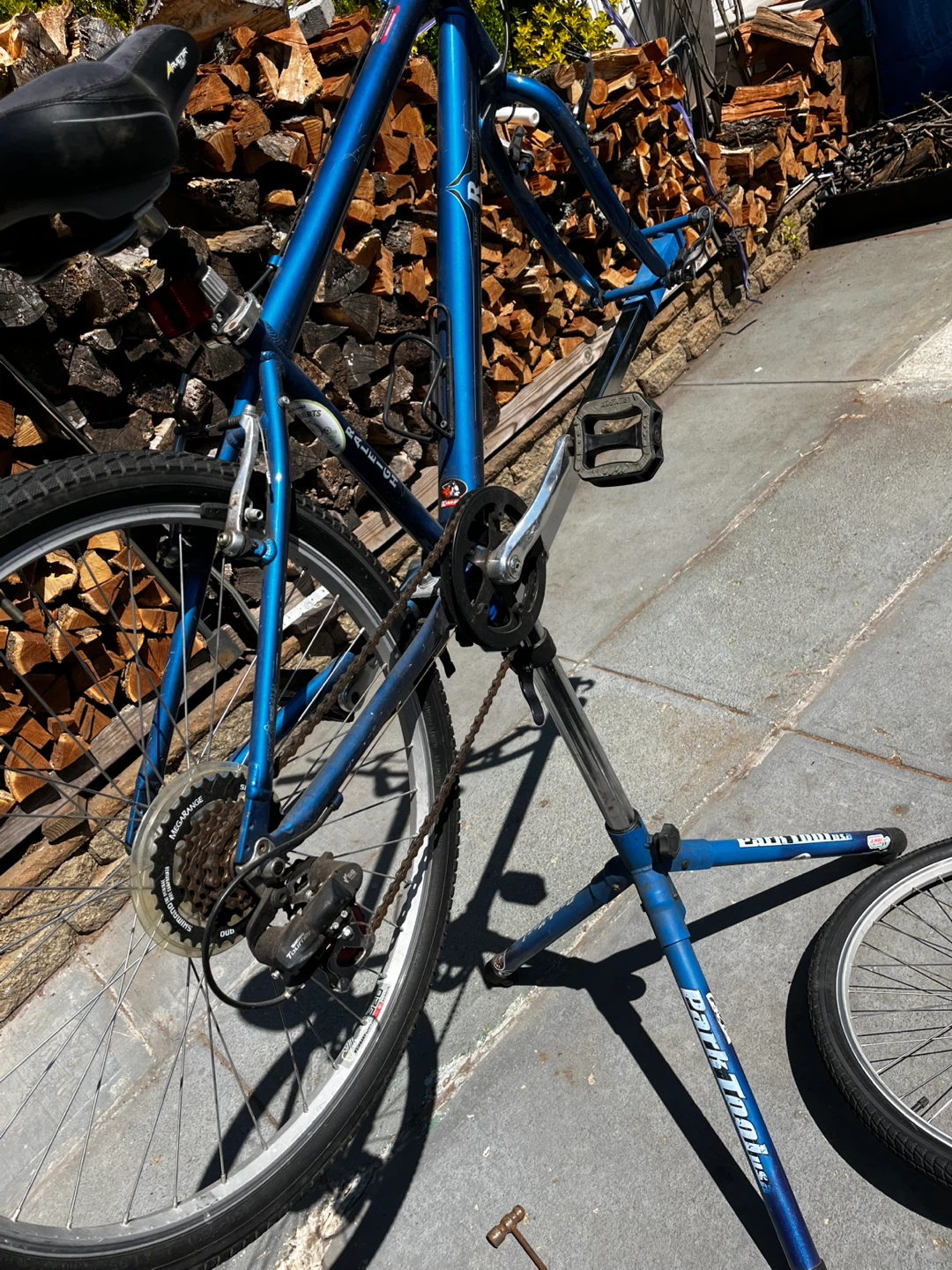 Park Tool PRS-20 Professional Bike Repair Stand - photo 3
