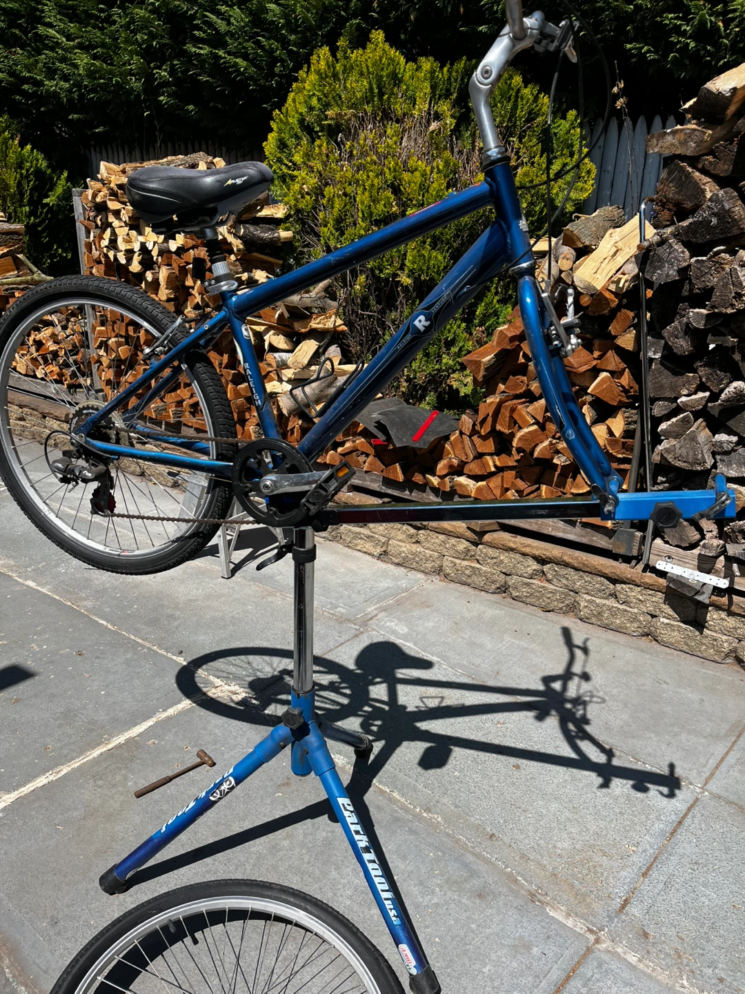 Park Tool PRS-20 Professional Bike Repair Stand - photo 2