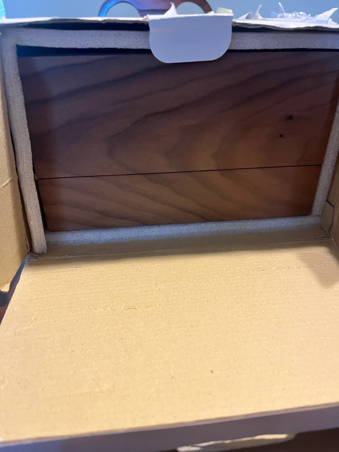 Brand New: Cannador 4-Strain Walnut Humidor Box with Vaporbeads - photo 4