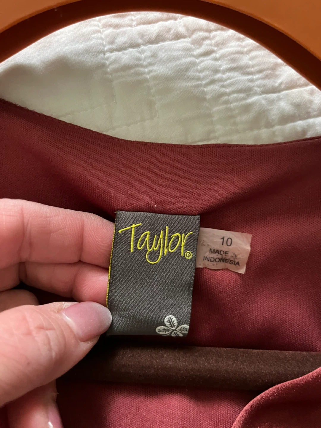 Taylor Women's Dress Size 10 - photo 2