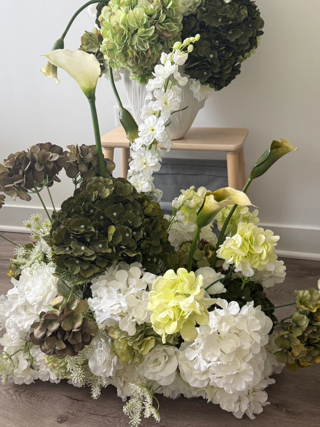 4 Artificial Flower Arrangements - photo 5