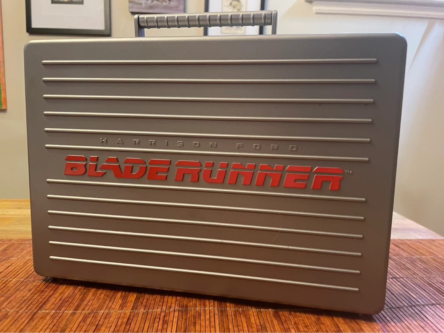 Blade Runner Ultimate Collector’s Briefcase Edition - photo 2