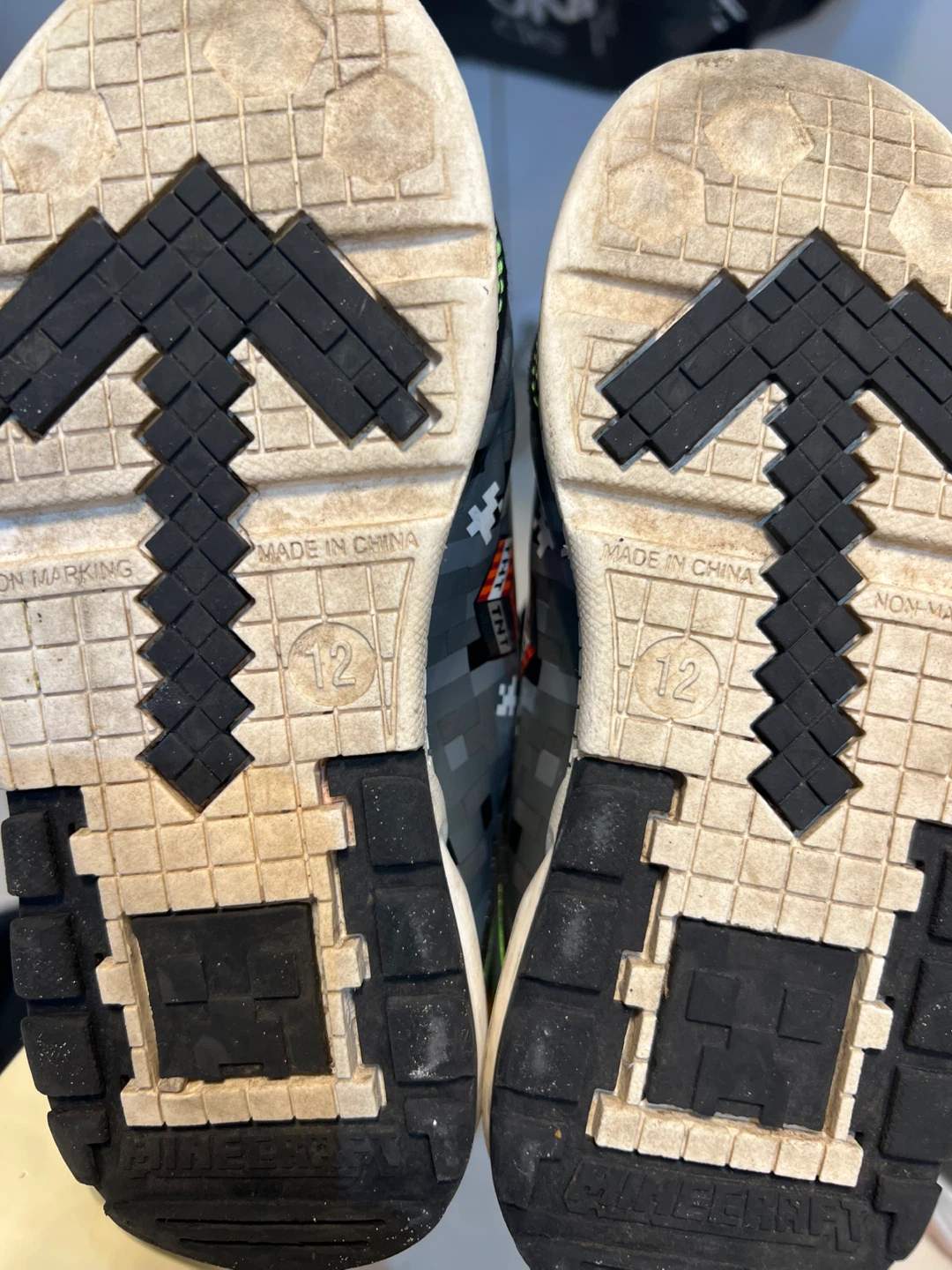 Minecraft Kids Shoes Size 12 - photo 2