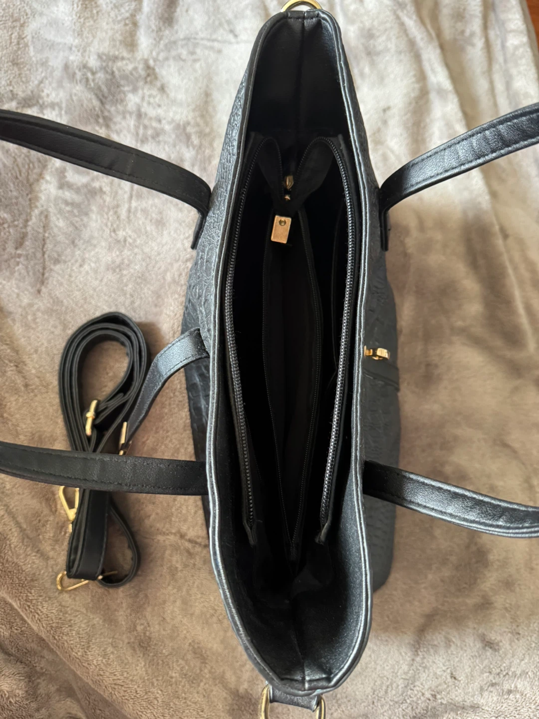 Black Faux Croc Tote Bag with Shoulder Strap - photo 2