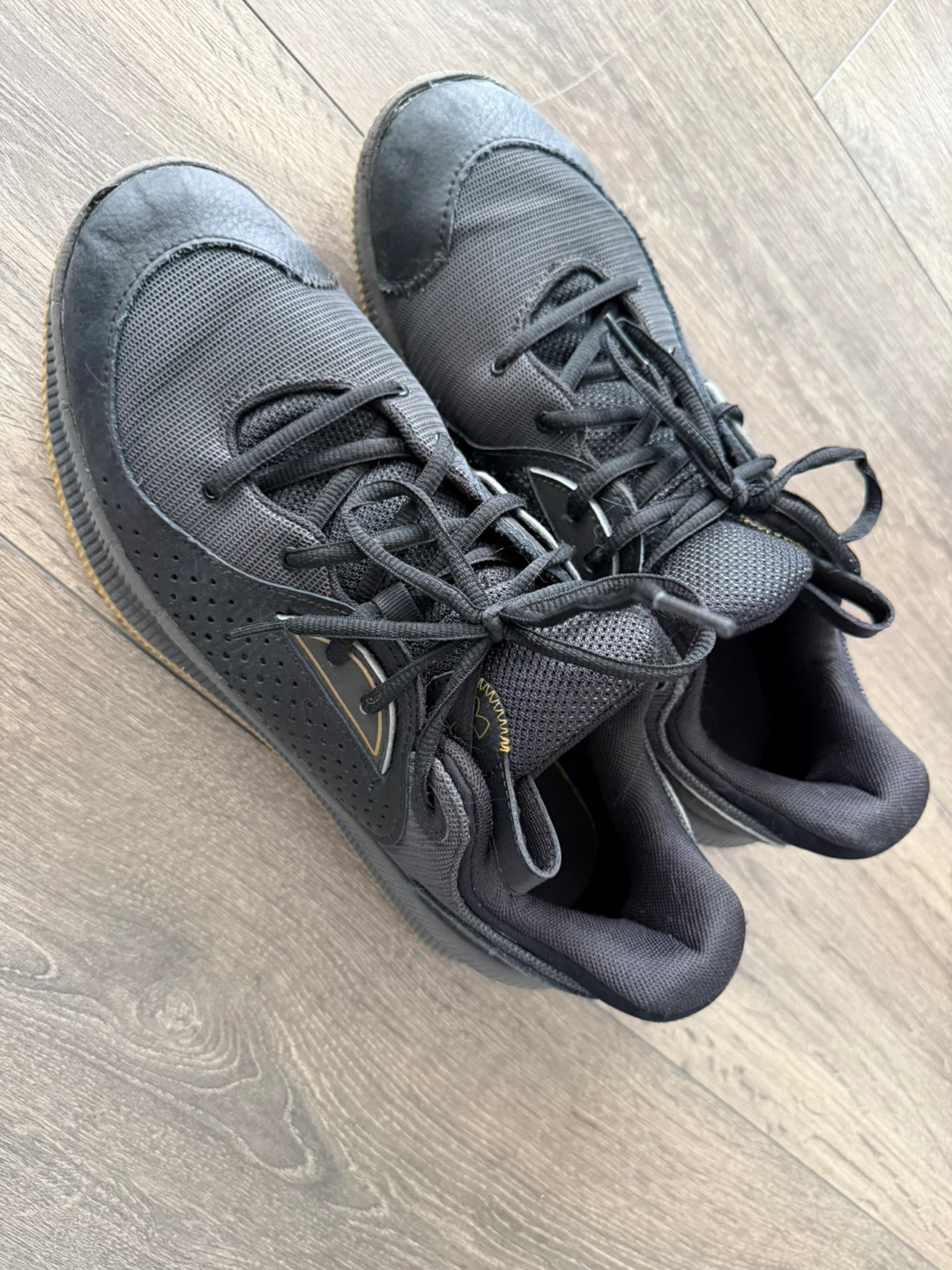 size 10.5 Under Armour Black & Gold Athletic Shoes - photo 4