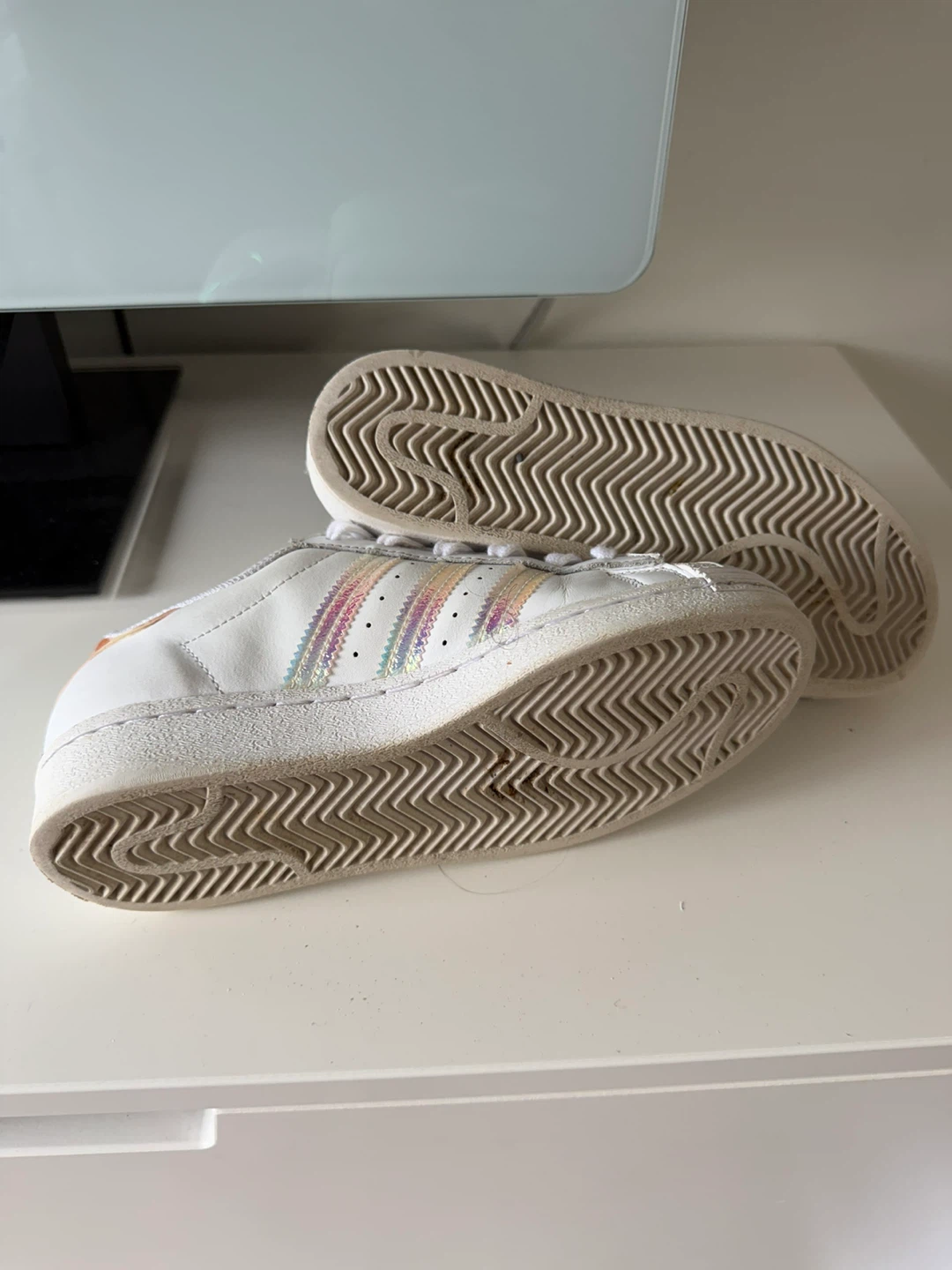 Size 3-5 Adidas running shoes - photo 4