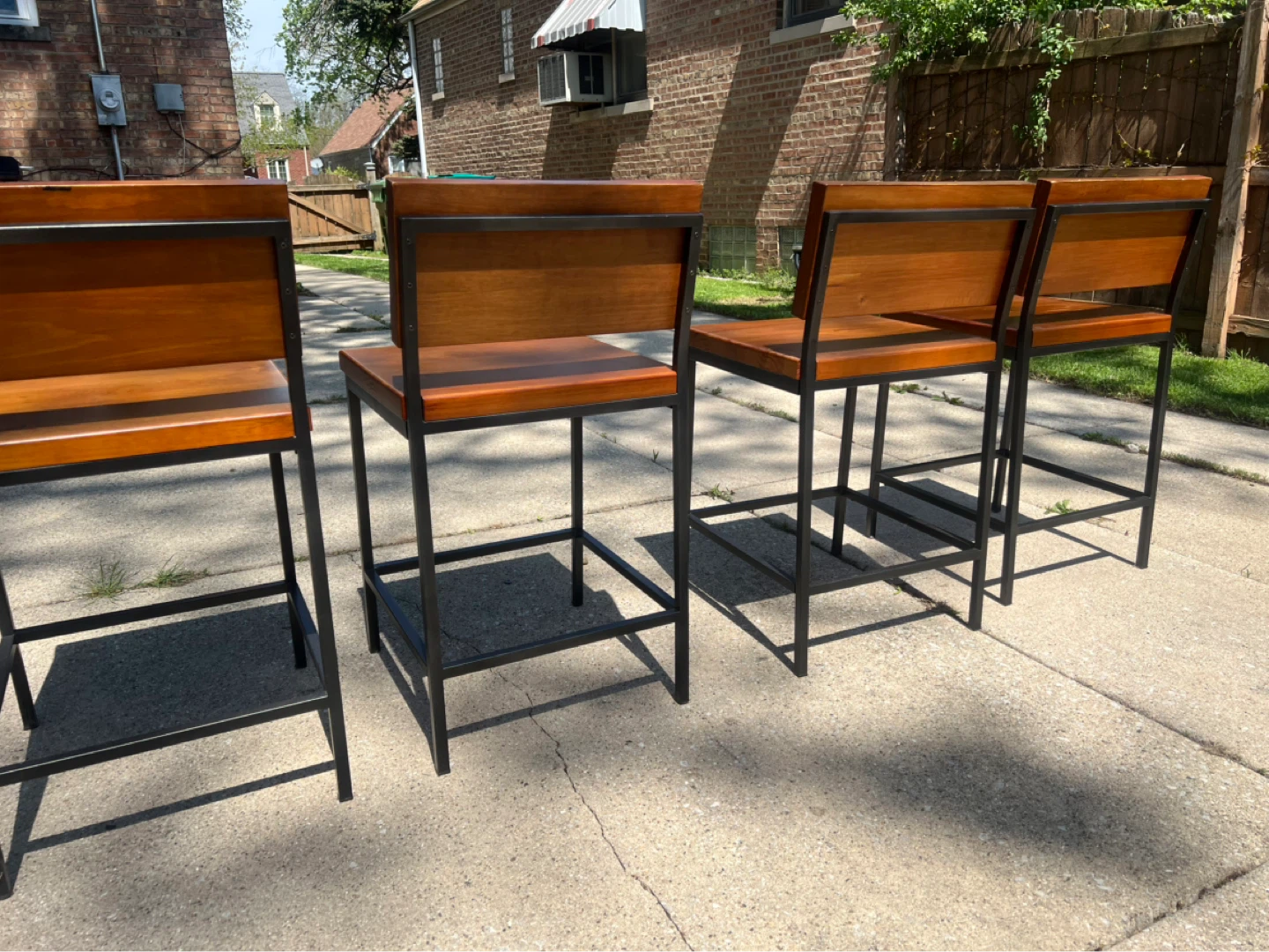 Set of 4 Wooden and Metal Bar Stools
